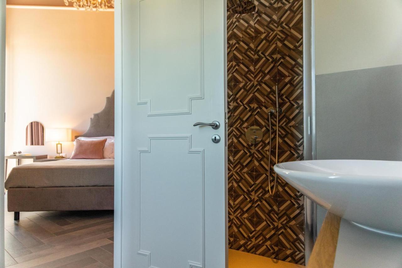 Villa Masetta - Luxury Suites ปาแลร์โม ภายนอก รูปภาพ